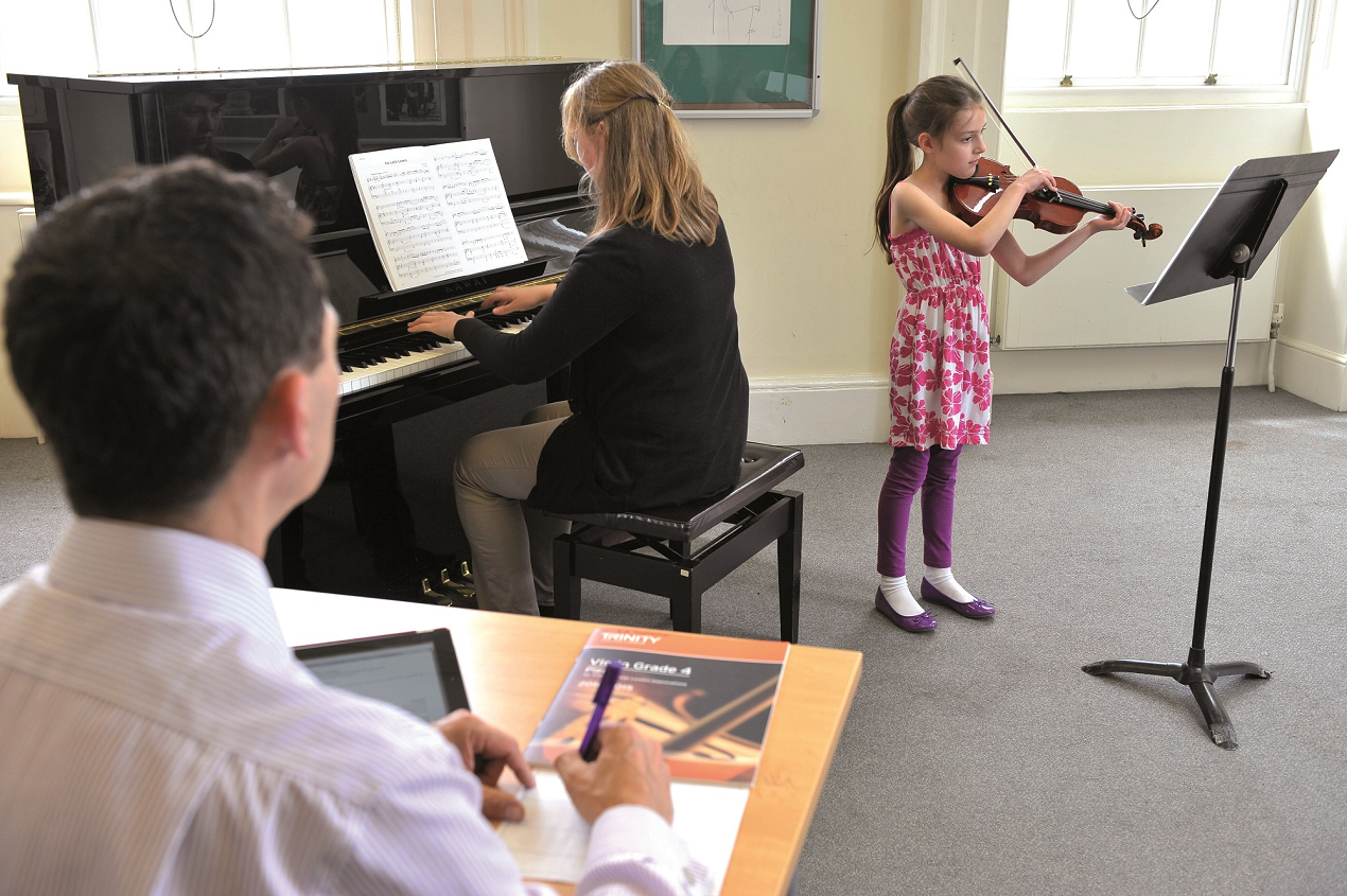 How to turn a Pass in to a Distinction in your Trinity graded music exam